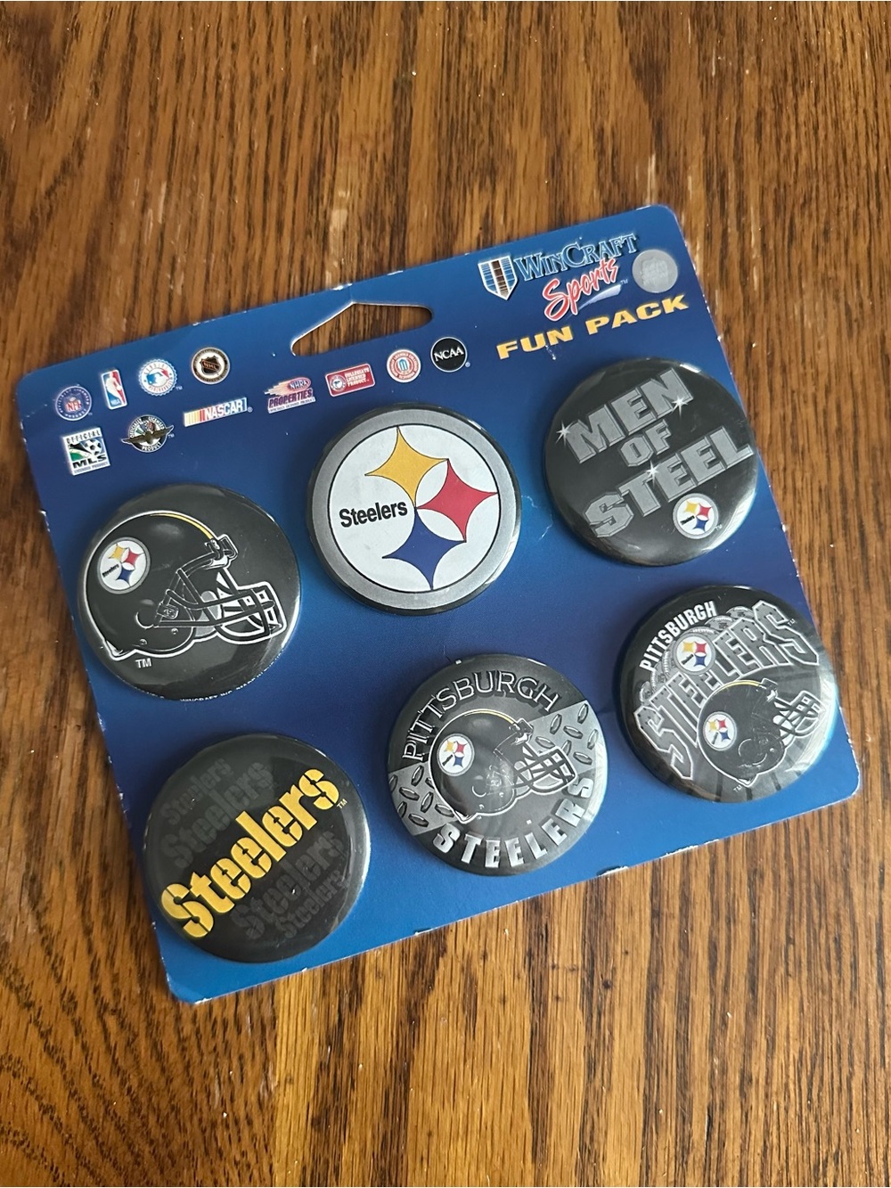 WinCraft Sports Pittsburgh Steelers Fun Pack collectible button pin badges